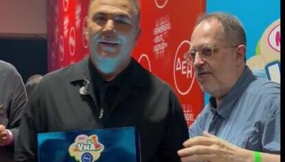 MAD VMA 2026: Ο Ρέμος Με Την Υβόννη Και Την Κόρη Τους