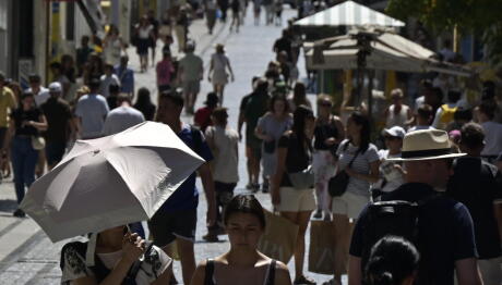 Καιρός: Άνοδος Της Θερμοκρασίας Με 39άρια Και Μπόρες