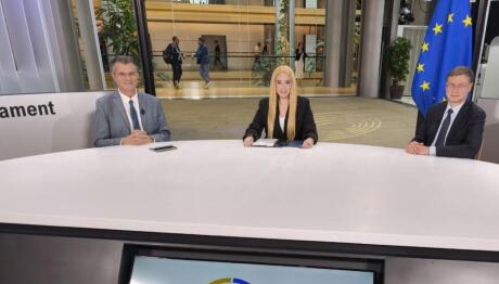 Νέος ΟΠΕΚΕΠΕ: Τι είπε ο Επίτροπος Dombrovskis