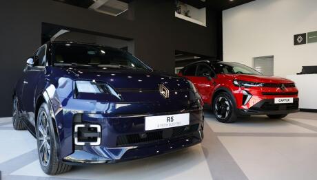 Renault και Dacia: Νέα καταστήματα σε Πειραιά και Κερατσίνι