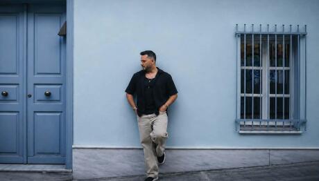 «Καλά»: Το Νέο Single Του Θέμη Παναγιωτίδη