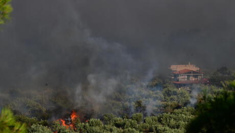 Φωτιά Πόρτο Γερμενό: Κάηκαν Σπίτια - Απεγκλωβισμοί Πολιτών