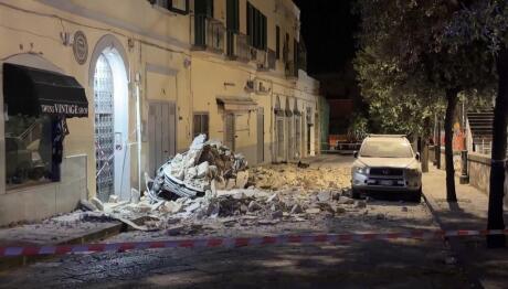 Σεισμός Στη Νάπολη: 21 Tραυματίες Και Υλικές Ζημιές