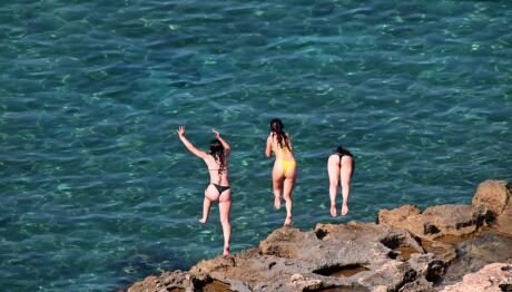 Καιρός: Νέο Κύμα Ζέστης Από Την Κυριακή Με 40άρια
