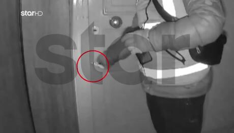 Διαρρήκτης σημαδεύει πόρτες διαμερισμάτων