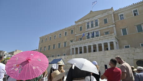 Καιρός: Στους 36 Βαθμούς Ο Υδράργυρος - Ισχυροί Άνεμοι