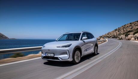 Geely EX5: Στην κορυφή των ηλεκτρικών D-SUV τον Ιούλιο