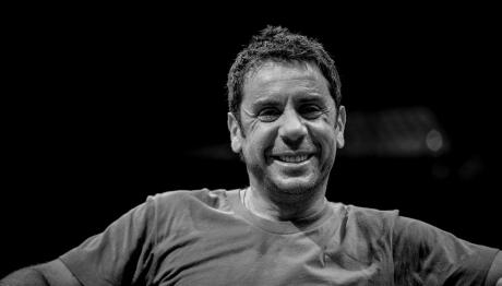 Κηδεία Μαζωνάκη: Σε Λαϊκή Αγρυπνία Η Σορός - Η Ανακοίνωση