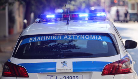 Συναγερμός στη Νίκαια: Βρέθηκαν σφαίρες σε δώμα πολυκατοικίας