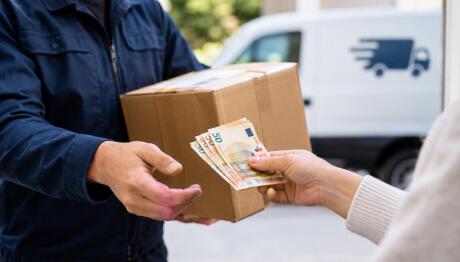 Αντικαταβολή: Παραμένουν τα μετρητά