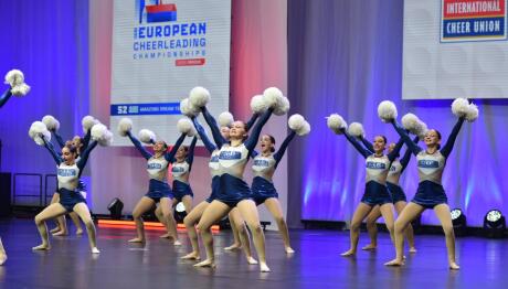 ελληνικό cheerleading