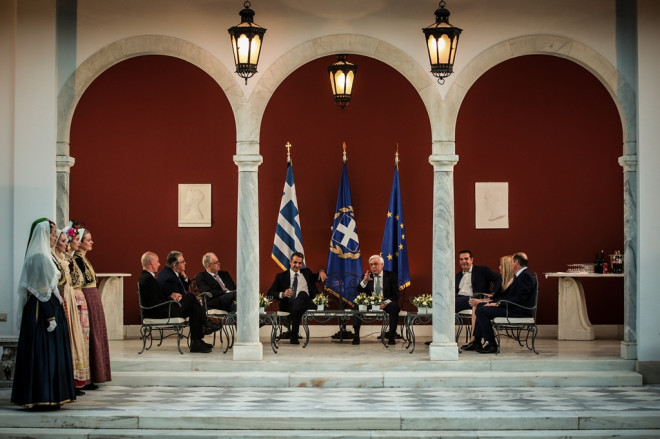 Πολιτικοί αρχηγοί και Παυλόπουλος στο Προεδρικό