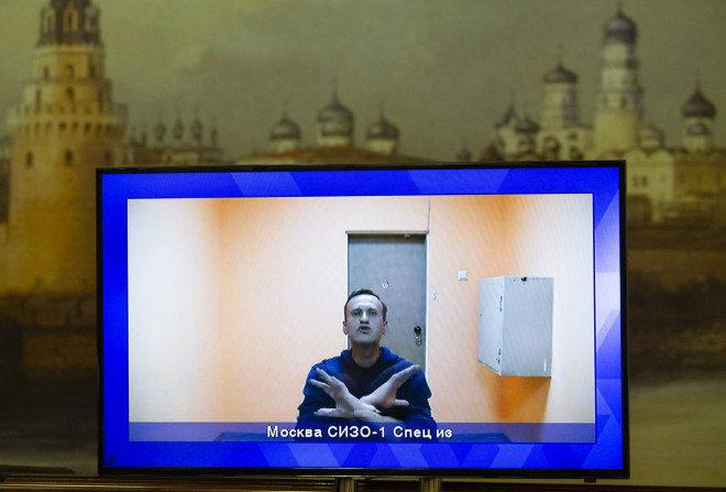 O Nαβάλνι μίλησε στο δικαστήριο μέσω βιντεοκλήσης από τη φυλακή όπου βρίσκεται - φωτογραφία ΑΡ