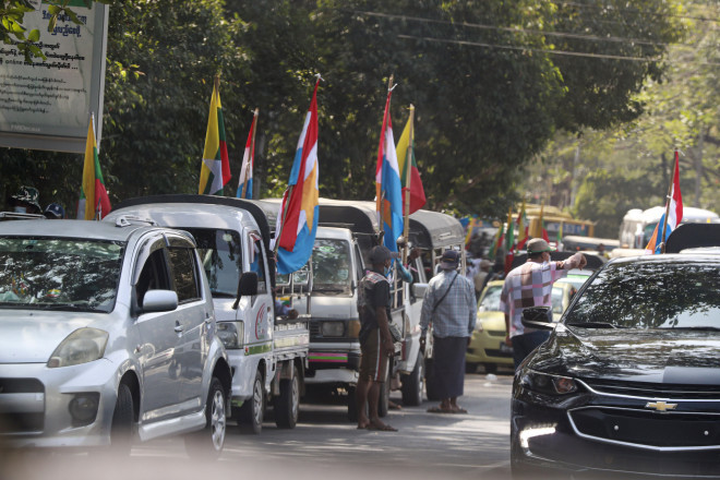 Υποστηρικτές του Στρατού στους δρόμους της Μιανμάρ / AP Images
