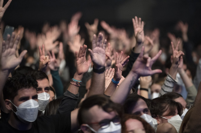 Συναυλία Βαρκελώνη με μάσκες
