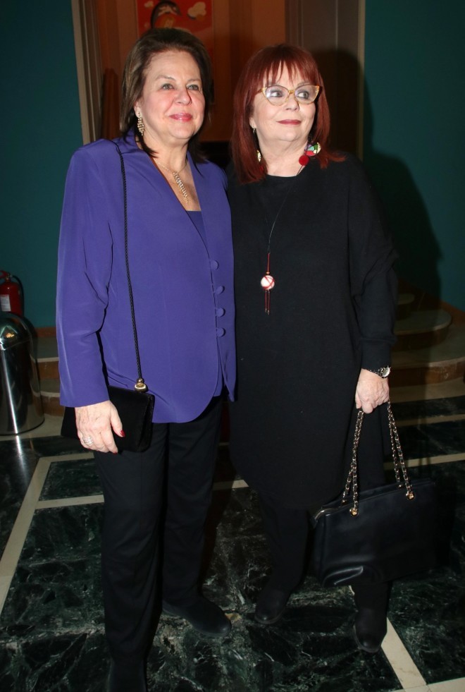 Η Νόρα Κατσέλη με την αδερφή της, πρώην υπουργό και βουλευτή του ΠΑΣΟΚ, Λούκα Κατσέλη /Φωτογραφία NDP Photo Agency