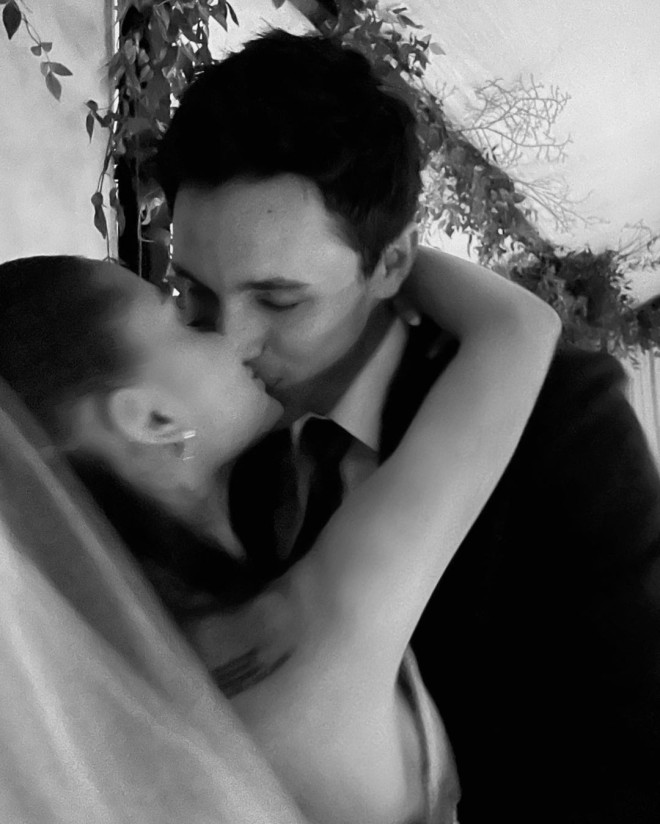 νταλτον γκομεζ αριανα γκραντε γαμος φωτογραφίες