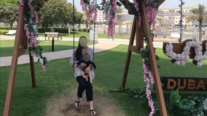 Η άτυχη Καρολάιν με την 11 μηνών κόρη της Λυδία
