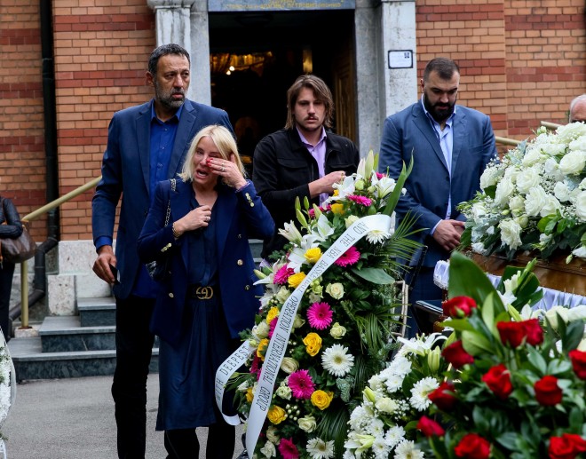Θρήνος στην κηδεία του Ντούσαν Ίβκοβιτς- φωτογραφία Εurokinissi