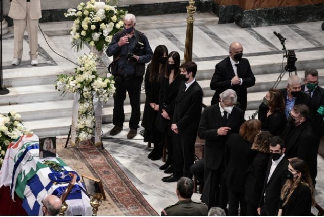 «Ράγισαν» καρδιές στην κηδεία της Φώφης Γεννηματά/ eurokinissi