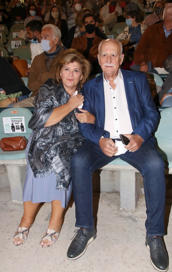 O Γιώργος Παπαδάκης με τη σύζυγό του Τίνα Παπαδέλη