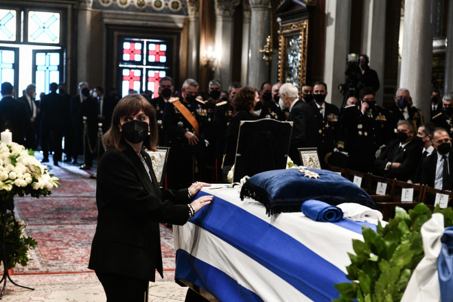 Κηδεία Σαρτζετάκη   