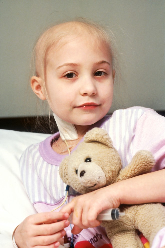 Koρίτσι που νοσεί από καρκίνο/UNPLASH