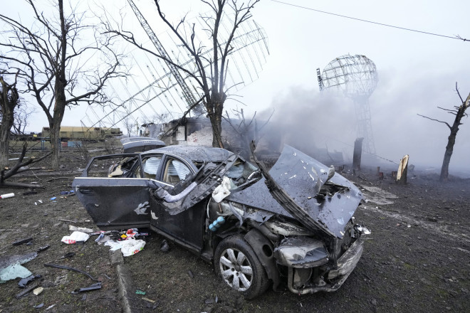 ουκρανία, κατεστραμμένο αυτοκίνητο