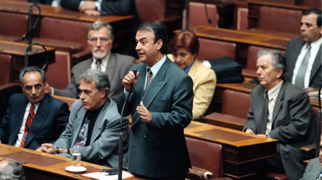 Ο Δημήτρης Τσοβόλας στη Βουλή - φωτογραφία Eurokinissi