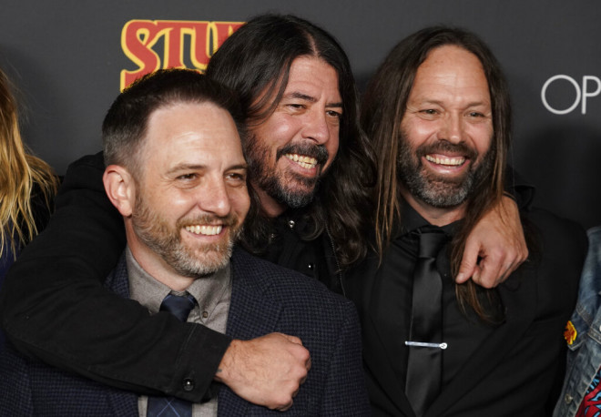 Τα μέλη των Foo Fighters σε παλαιότερες ευτυχισμένες στιγμές  