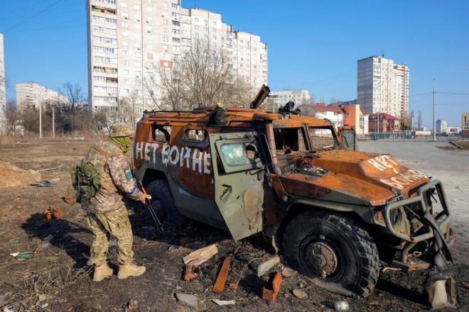 Ουκρανία κατεστραμμένο άρμα μάχης της Ρωσίας  