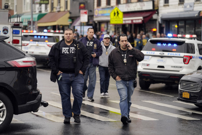 Aστυνομία Νέας Υόρκης για επίθεση σε μετρό