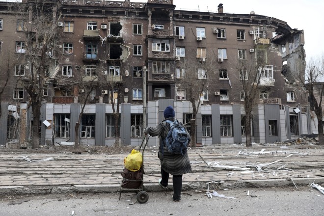 Κατεστραμμένα τα κτίρια από τους βομβαρδισμούς στην Ουκρανία 