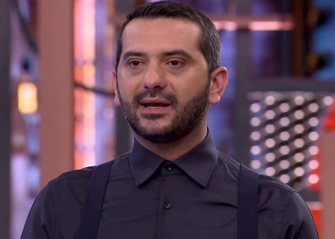 Ο Λεωνίδας Κουτσόπουλος ρώτησε τον Πάνο αν θα κάνει χρήση της κάρτας ασυλιας