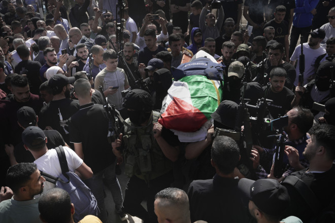 Κηδεία δημοσιογράφου Σιρίν Αμπού Άκλεχ