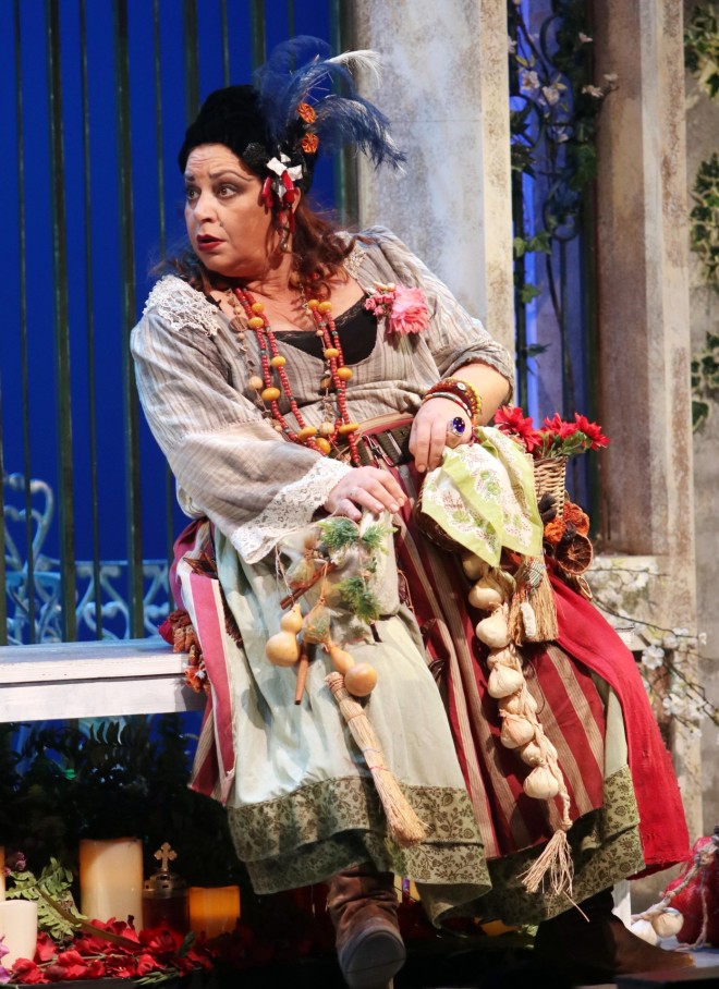 Η Μαρία Φιλίππου στην παράσταση Μάμα Ρόζα το 2019