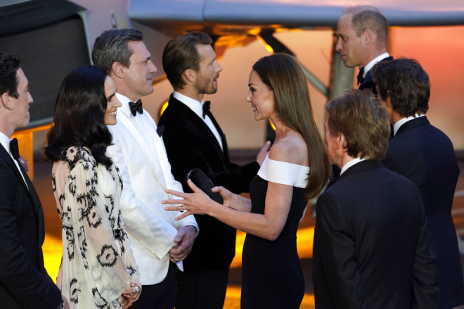 Kate Middleton: Με τον Tom Cruise στο red carpet της πρεμιέρας του