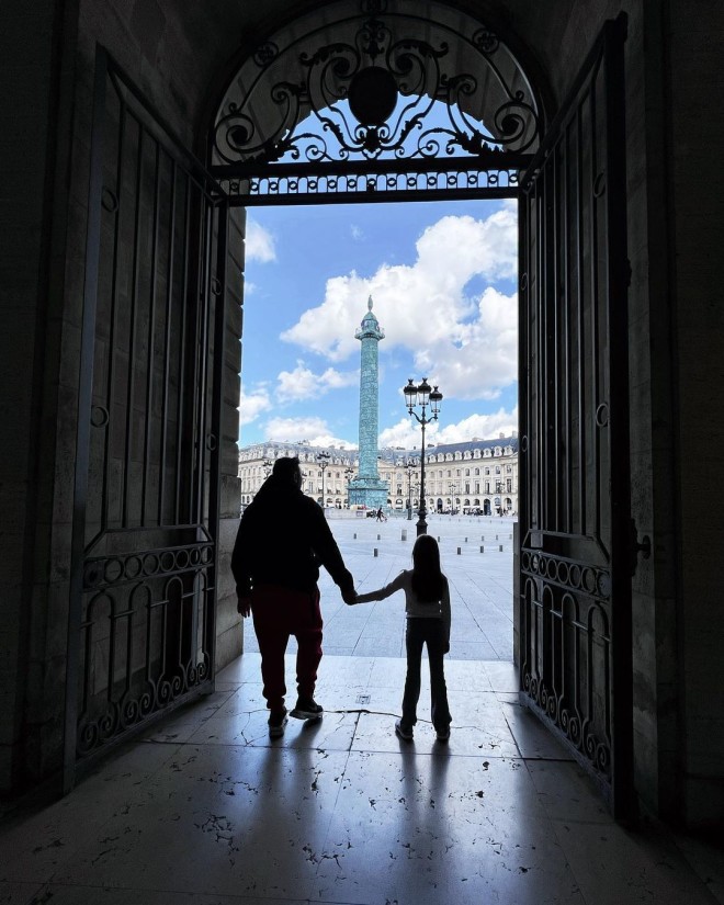 Αντώνης Ρέμος Στο Παρίσι με την κόρη του