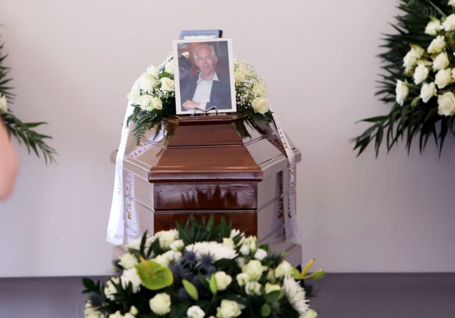 Συγκίνηση στην κηδεία του Κωνσταντίνου Τζούμα