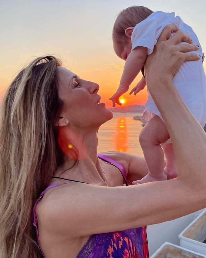 Μετά τη γέννηση του γιου της η ζωή της Ρούλας Σταματοπούλου έχει αλλάξει ριζικά! 