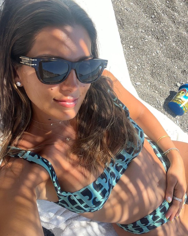 Η Σταματίνα Τσιμτσιλή δε θέλει να πάει στη δουλειά instagram καλοκαίρι διακοπές happy day πρεμιέρα -2