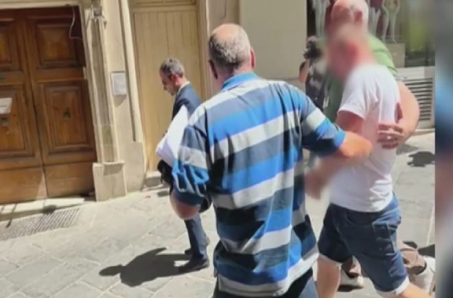 Αίγινα: Συνελήφθη στη Μάλτα ο 36χρονος δράστης που έκαψε ζωντανούς θεία και ανιψιό