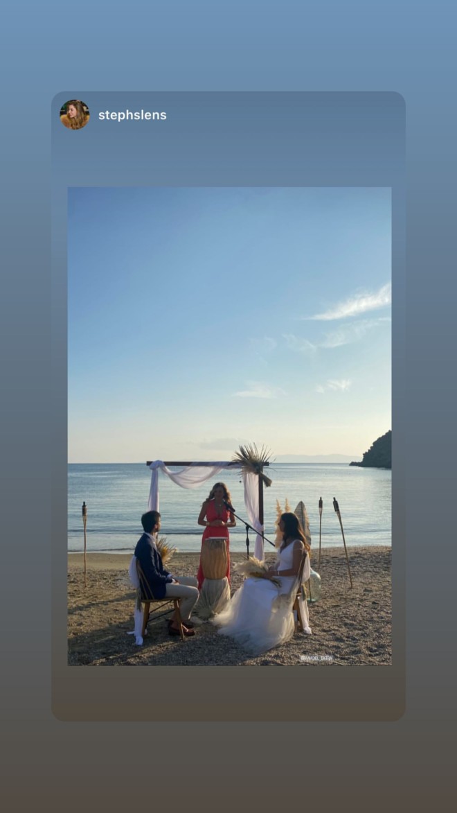 Ο γάμος της κόρης της Πόπης Τσαπανίδου στην παραλία