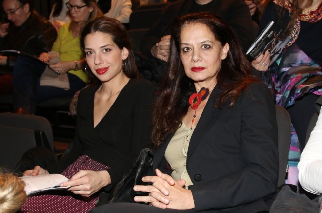 Η Ηλιάνα Μαυρομάτη μαζί με τη μαμά της, Λίλα Καφαντάρη στο θέατρο