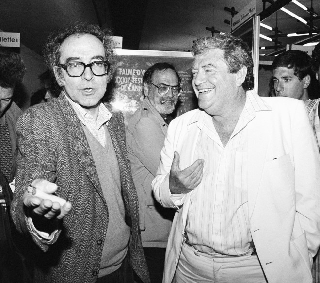 O Ζαν Λικ Γκοντάρ με τον Ισραηλινό παραγωγό Μενάχεμ Γκόλαν το 1987 στις Κάννες 