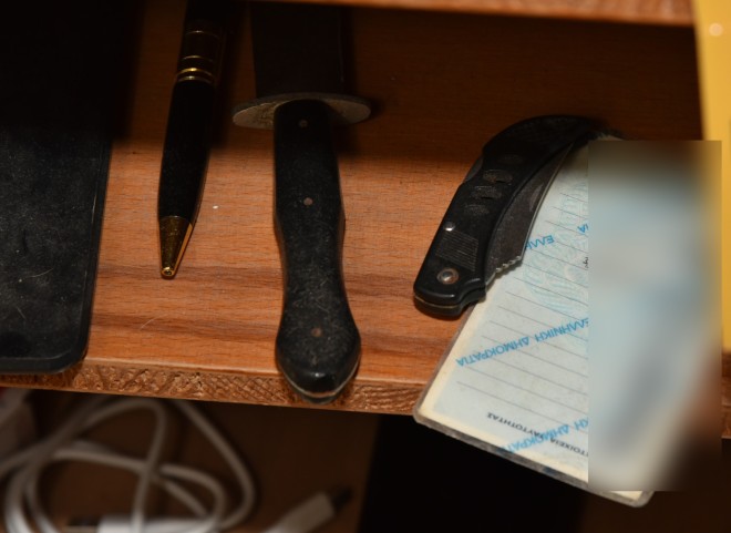 Μαχαίρια που βρέθηκαν στις έρευνες της αστυνομίας σε Προσφυγικά, Πεύκη και Αγία Παρασκευή - ΕΛ.ΑΣ.