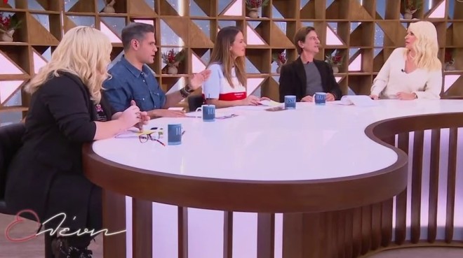 Το πάνελ γέλασε με όσα τους είπε η Ελένη Μενεγάκη