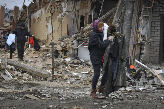 Πολλές πόλεις στην Ουκρανία είναι χωρίς ηλεκτρικό ρεύμα και θέρμανση λόγω των βομβαρδισμών - AP