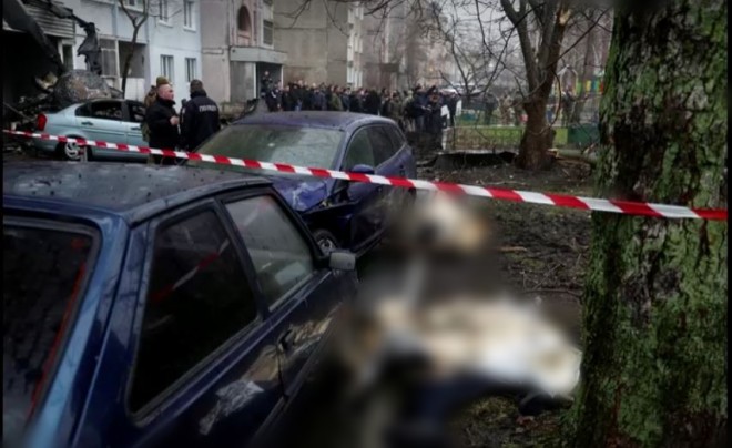 Τουλάχιστον 18 άνθρωποι έχασαν τη ζωή τους μετά από τη συντριβή ελικοπτέρου στην πόλη Μπρόβαρι στην Ουκρανία - Reuters
