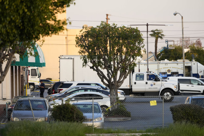 Aστυνομικοί στο σημείο του μακελειού στο Λος Άντζελες- AP images